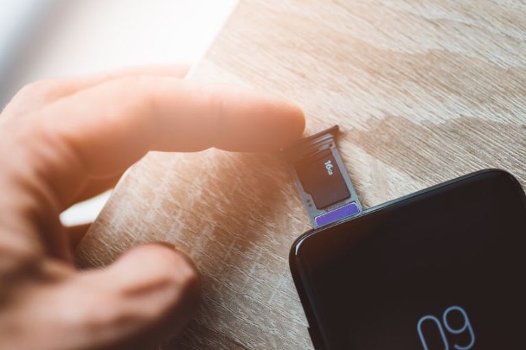 Jak uruchomić kartę pamięci w telefonie Foto.jpeg