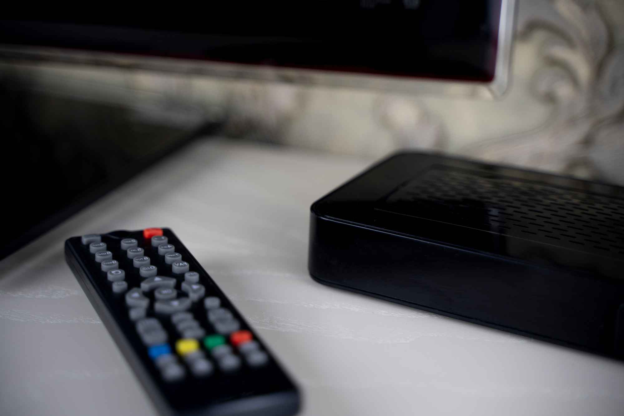 TV BOX – czym jest i czy warto go kupić (1).jpg