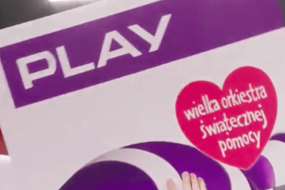 WOŚP-PLAY-tabliczka-1024x375 (1).png