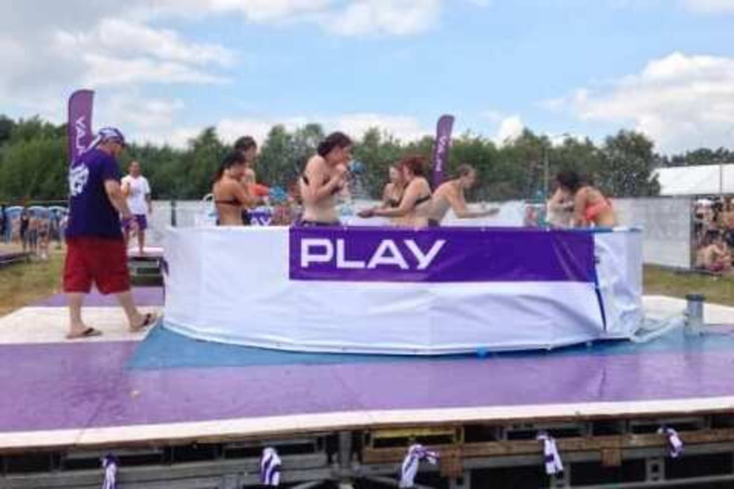 play-na-woodstock-2013.jpg