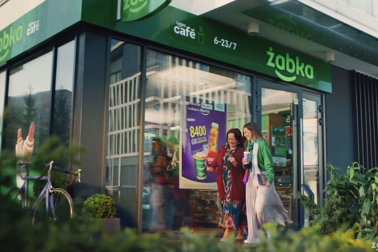 Doładuj konto Play i odbierz prezent w Żabce.jpg