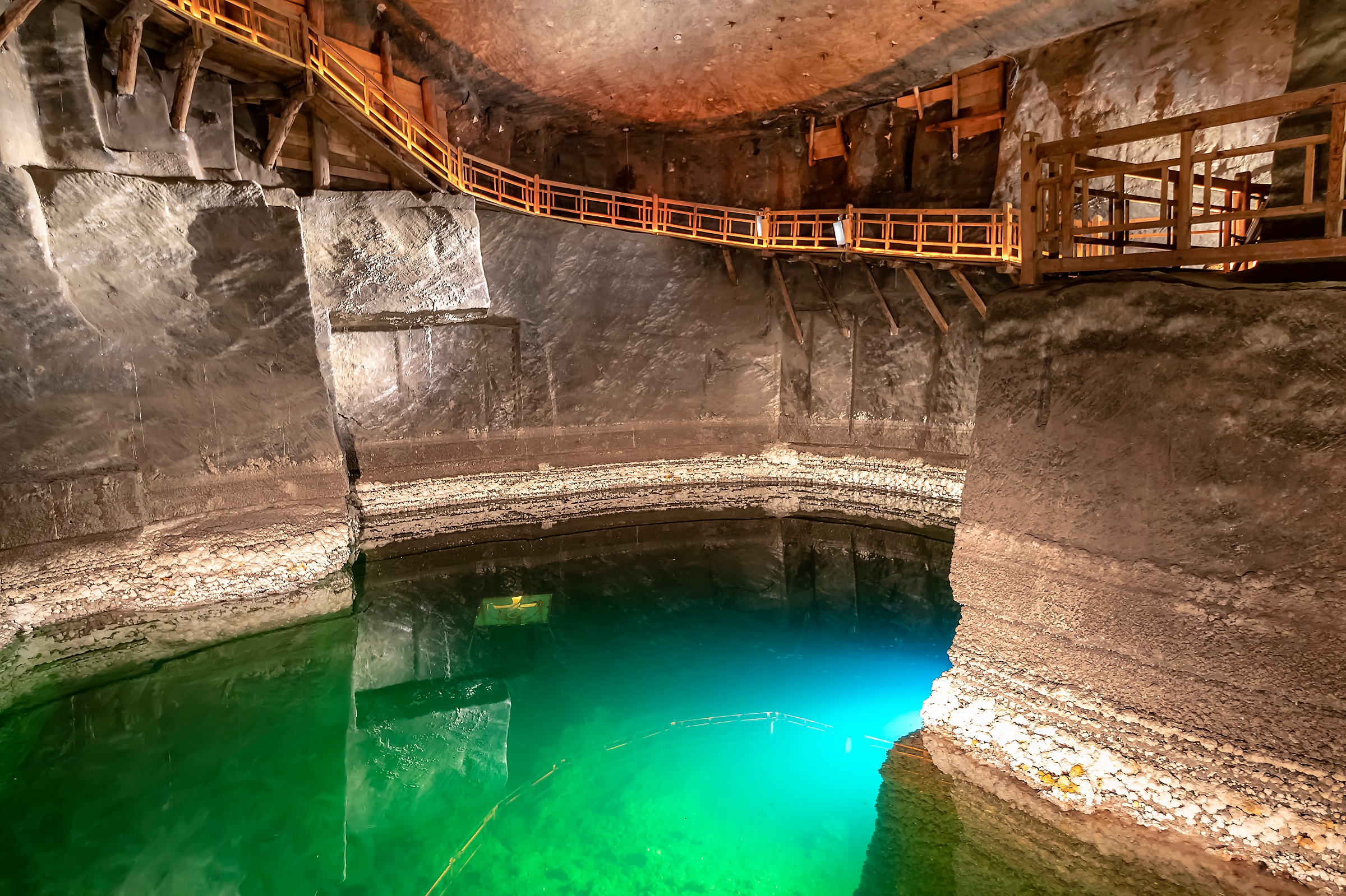podziemna instalacja Wieliczka.jpeg
