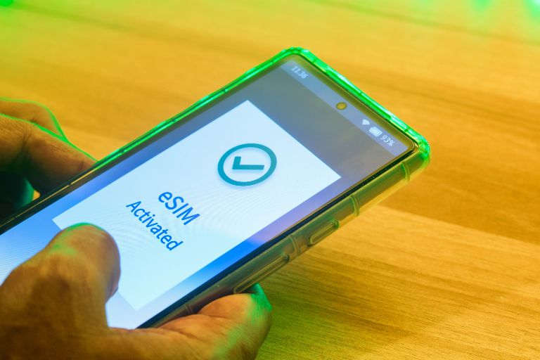 Czy eSIM jest tylko na abonament_1.jpg