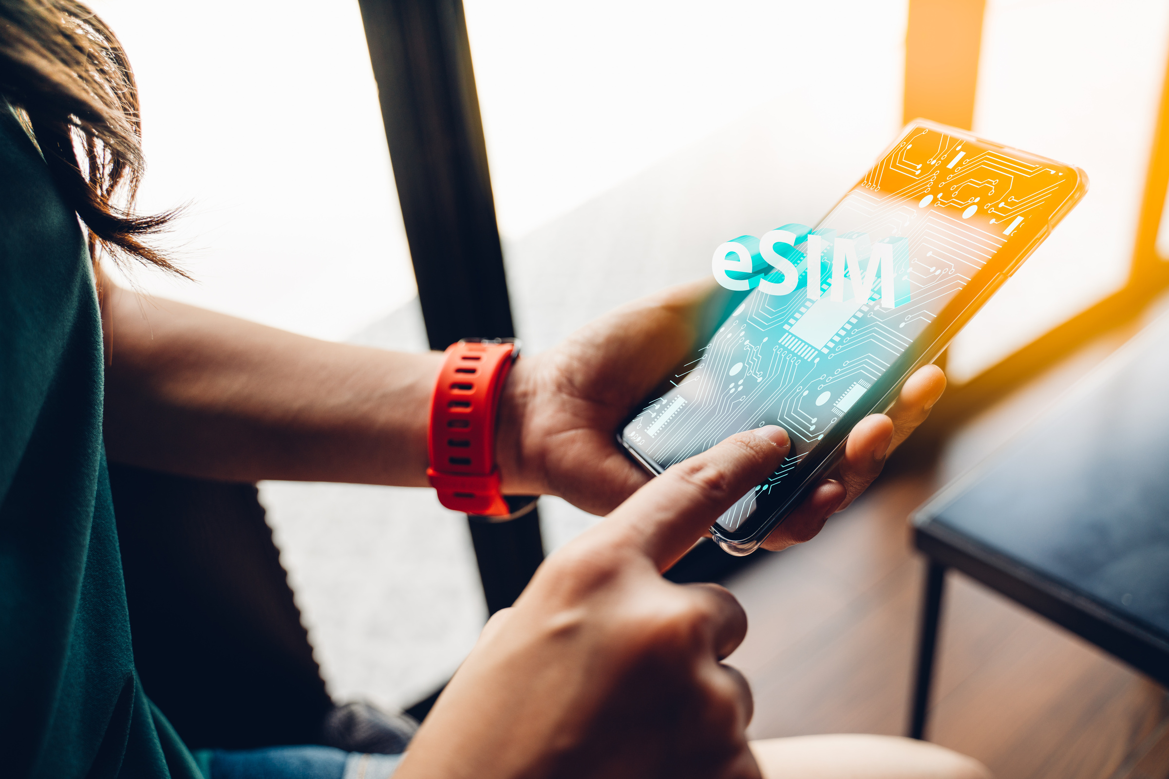 Czy eSIM jest bezpieczniejsze od (1).jpg