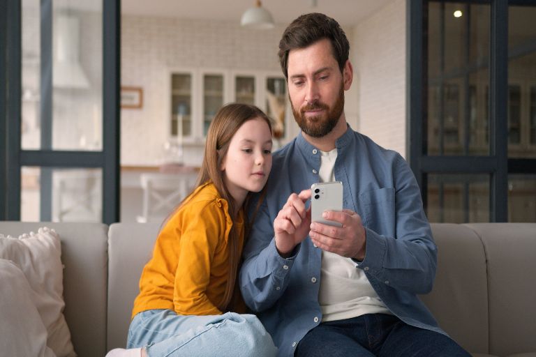 Bezpieczny internet dla dzieci (1).jpeg