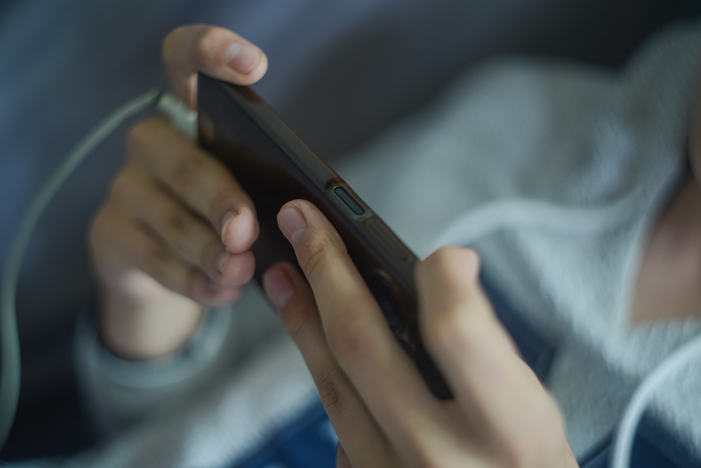 Cloud Gaming na 5G – czy da się grać w tytuły AAA w autobusie bez lagów.jpeg