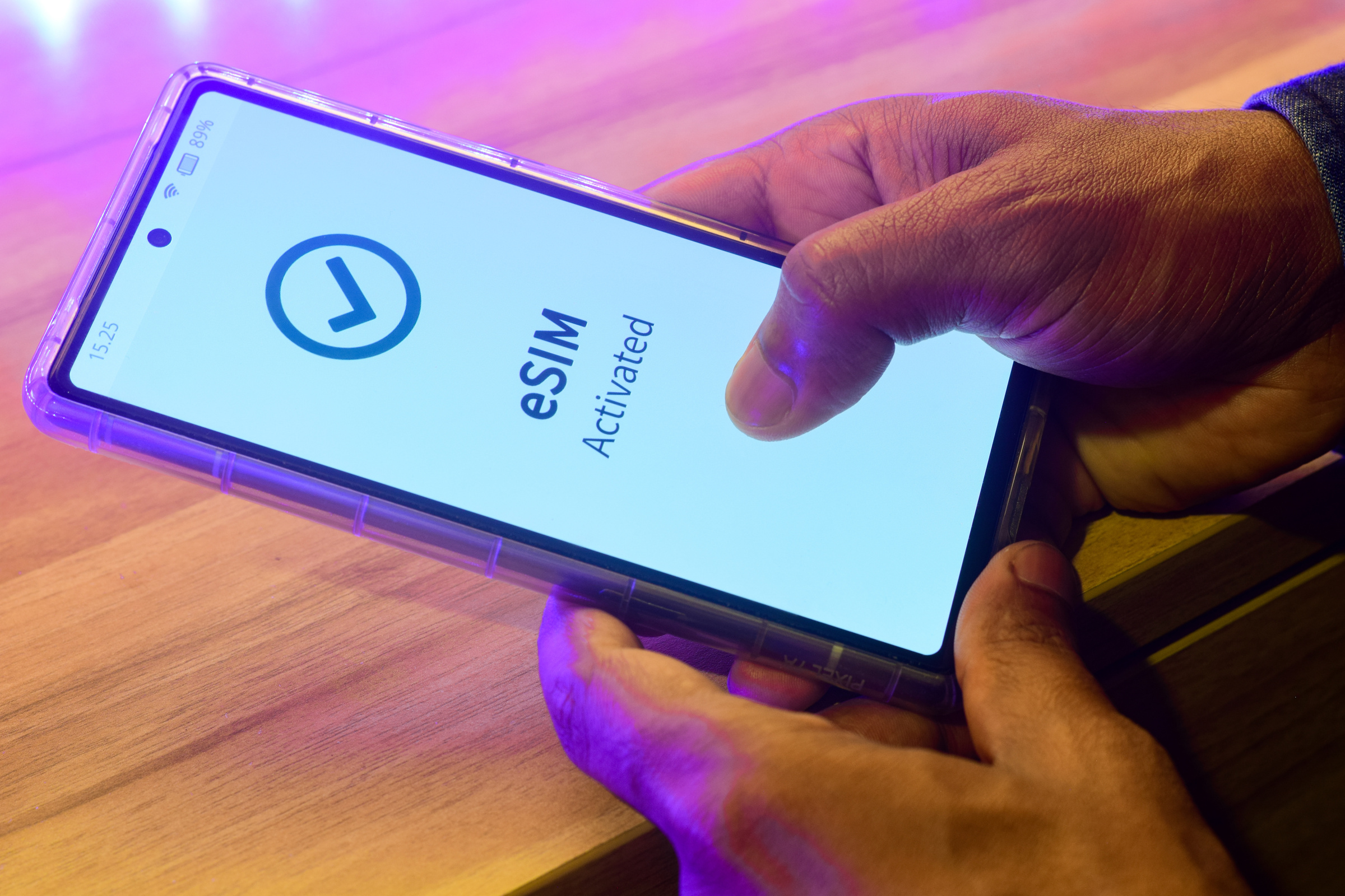 eSIM – co to jest i jak zmienia korzystanie z internetu w telefonie_1.jpg